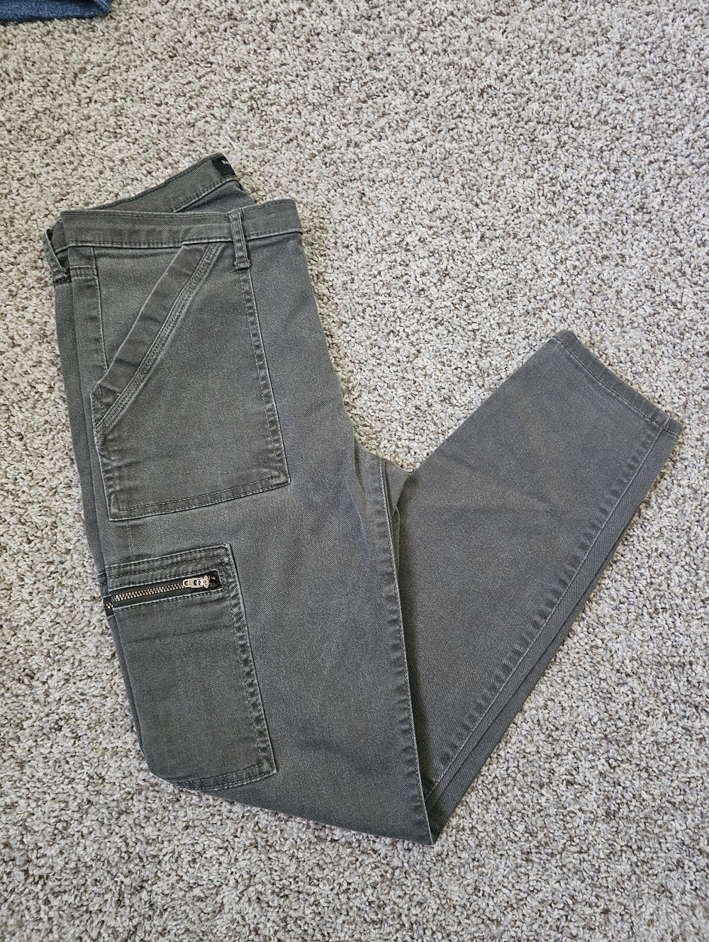 BANANA REPUBLIC CARGO PANTS